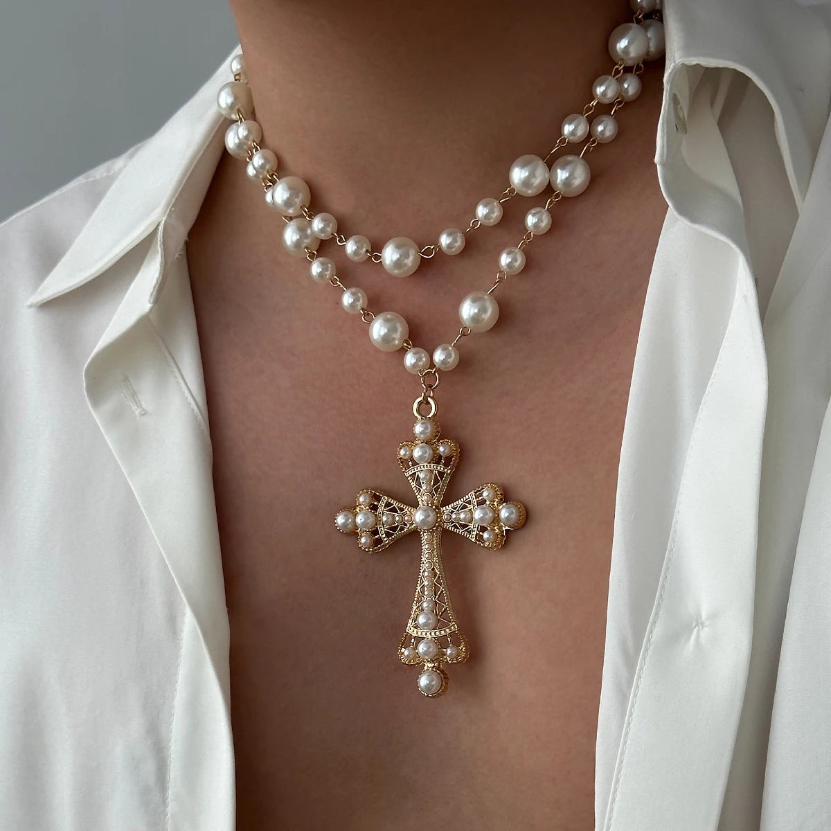 IngeSight.Z Elegant Pearl Choker & Jesus Cross Necklace