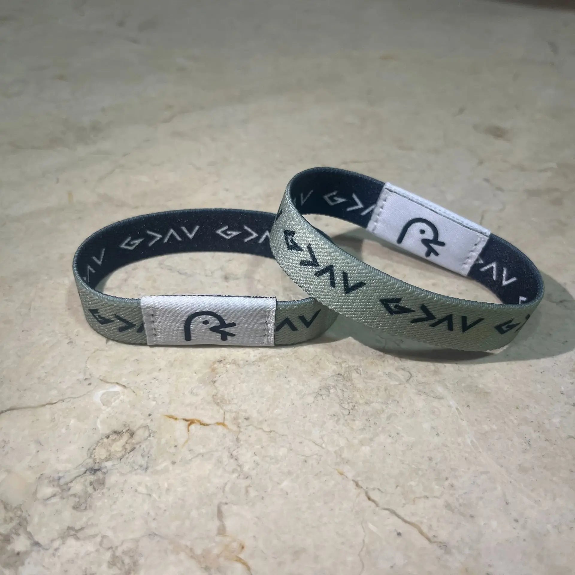 2025 Daily Bible Verse Bracelet – Christian NFC Wristband with Music & Scripture - Image 4